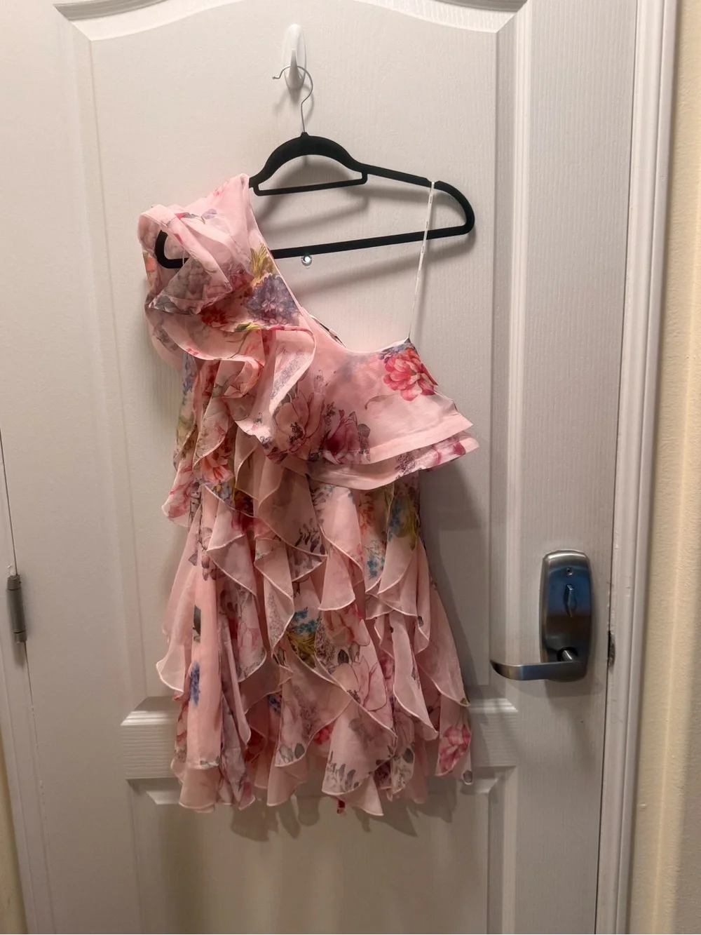ELLIATT Millie One Shoulder Mini Dress Pink Floral Size XS preloved Flaw - Picture 6 of 10